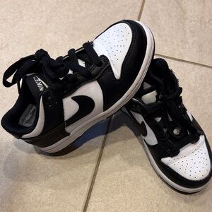 Nike Court Little Kids